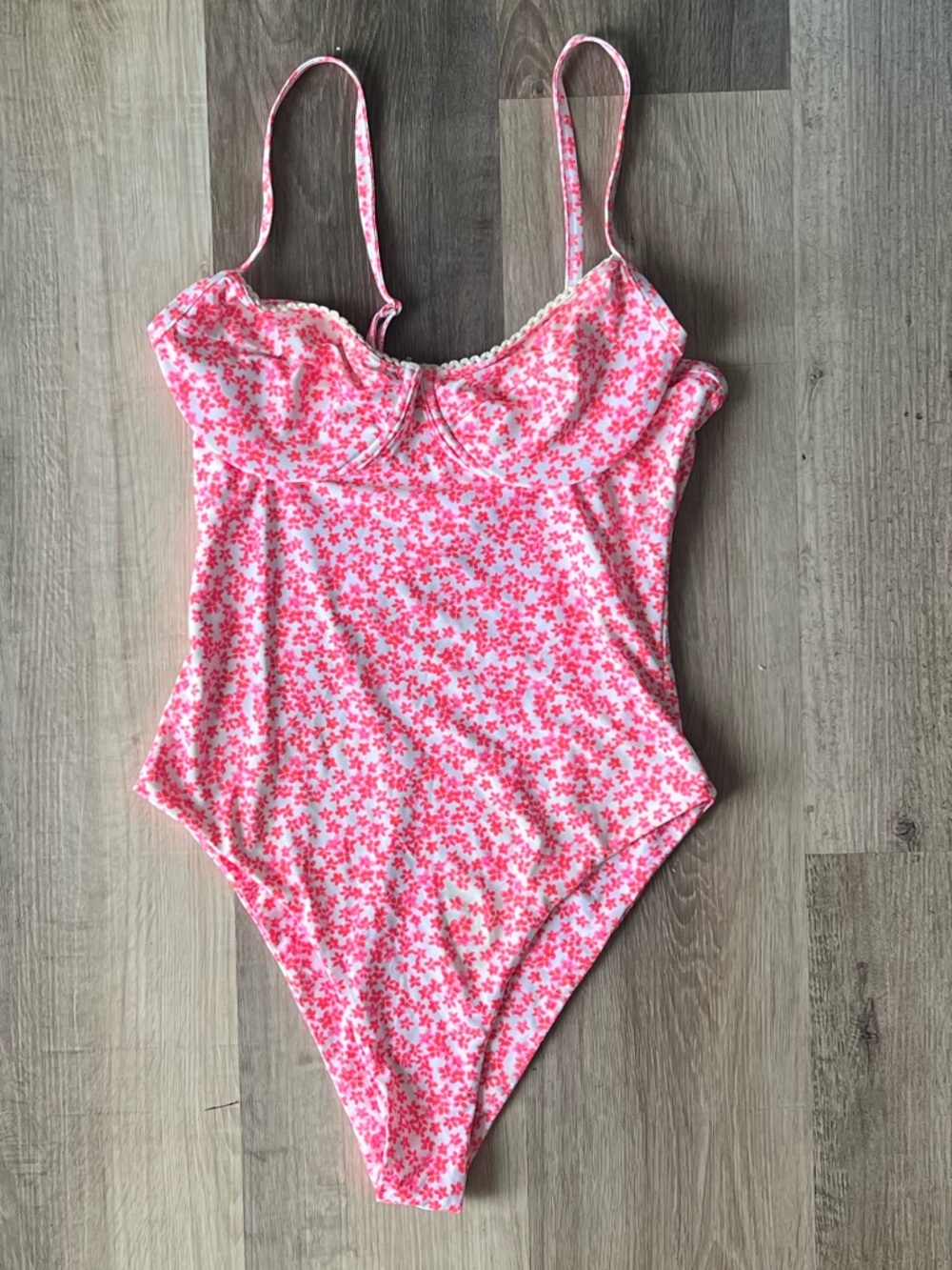 Kulani Kinis Decorative Underwire Cheeky One-Piece Floral size Large - Picture 5 of 11